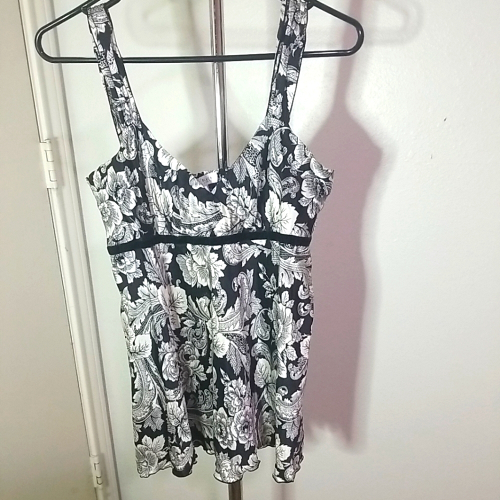 White House Black Market Baby Doll Top Women Size Medium